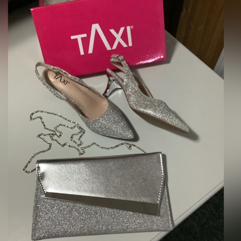BNIB Taxi glitter sling back kitten heels and matching clutch